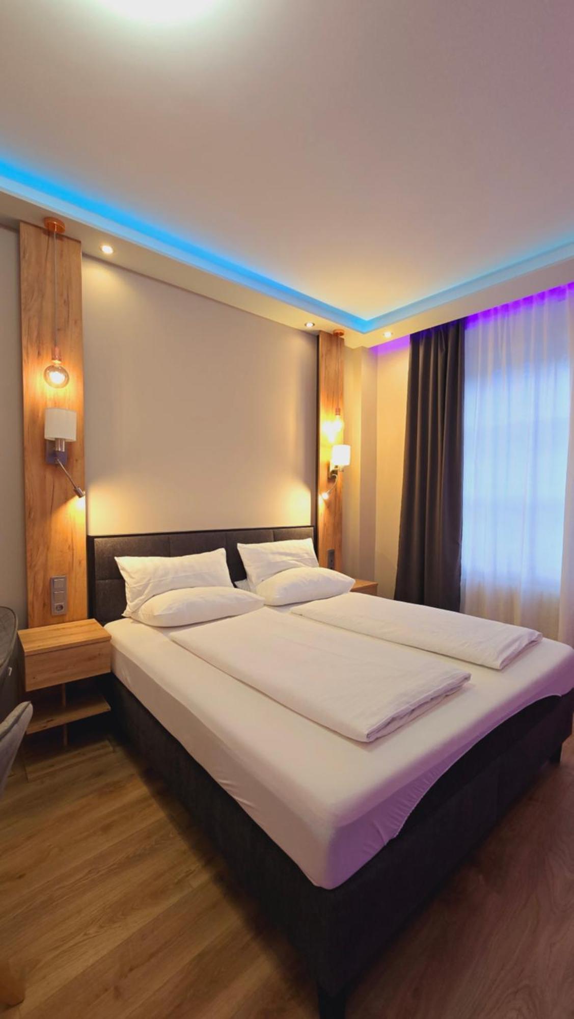 Hotel Elegance 4*