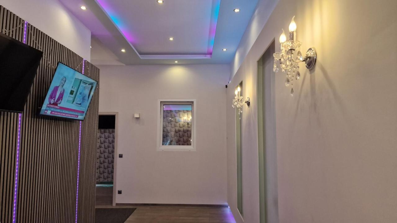 Elegance Hotel
